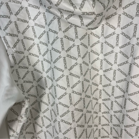 Nike White Hoodie Therma Fit Men’s Size XL - Picture 9 of 9